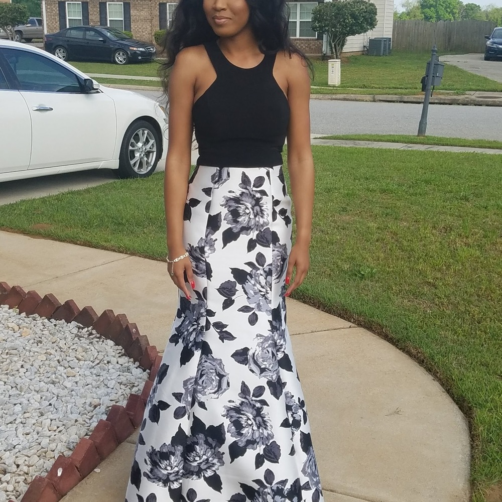 Prom dress